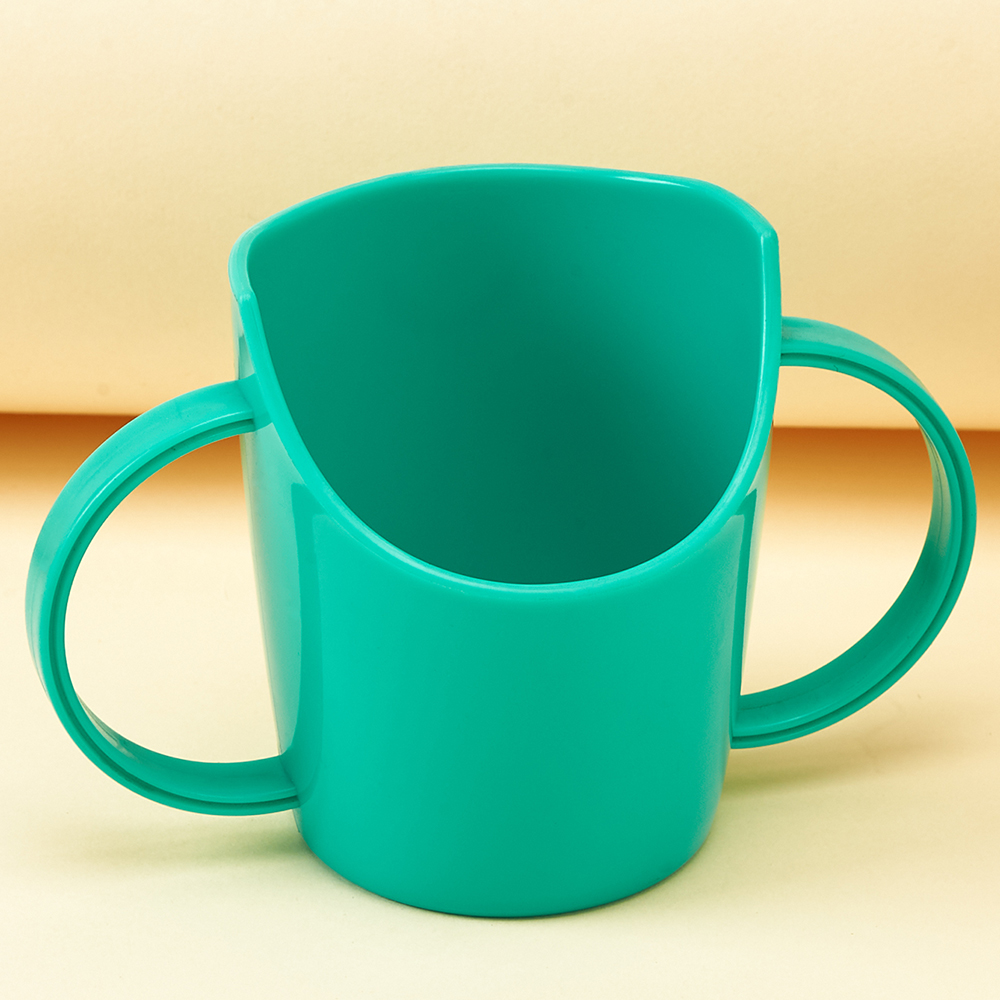 Baby Learns to Drink Water Cup - Snack Cup Toddler 评论和价格